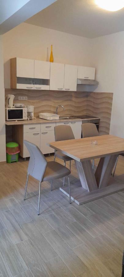 Apartment Lopar 9 Exterior photo